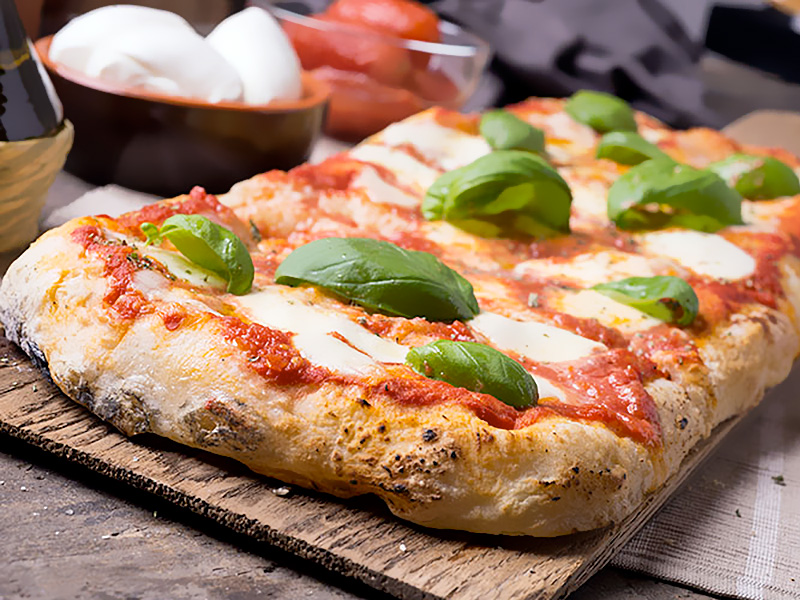 Pizza in pala