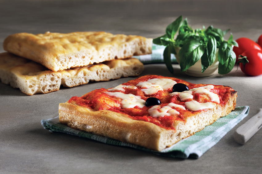 Focaccia/pizza soffice in teglia